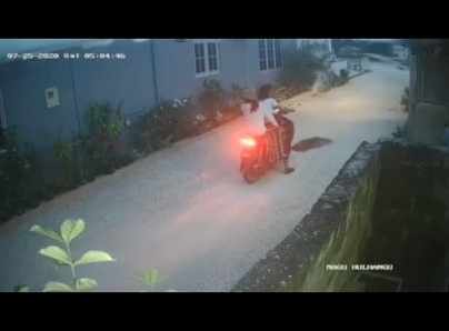 ދިވެހި ދެ އަންހެނަކު މިފަހަރު ވަގަށް ނެގީ ބުޅަލެެއް!