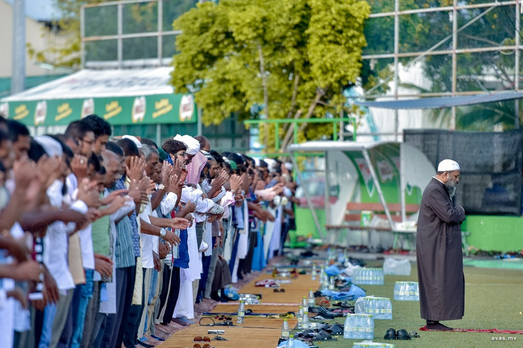 މި އަހަރުގެ ފިޠުރުޢީދު ނަމާދު ބޮޑު ޖަމާޢަތުގައިކުރާނެ: އިސްލާމިކް މިނިސްޓްރީ