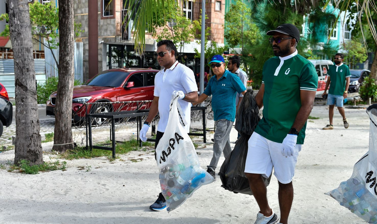 3000 ބައިވެރިންނާއެކު ހުޅުމާލޭގައި އާބަންކޯއިން ސާފުކުރުމުގެ ބޮޑު ހަރަކާތެއް
