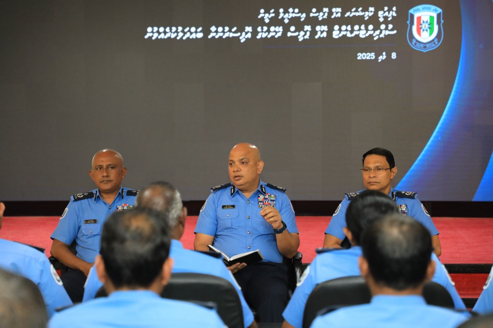 އިތުބާރު ހޯދުމަށް އާންމުކުރެވެން ހުރި މައުލޫމާތުތައް ހާމަކުރުން މުހިންމު: ޑީސީޕީ ނަވީން