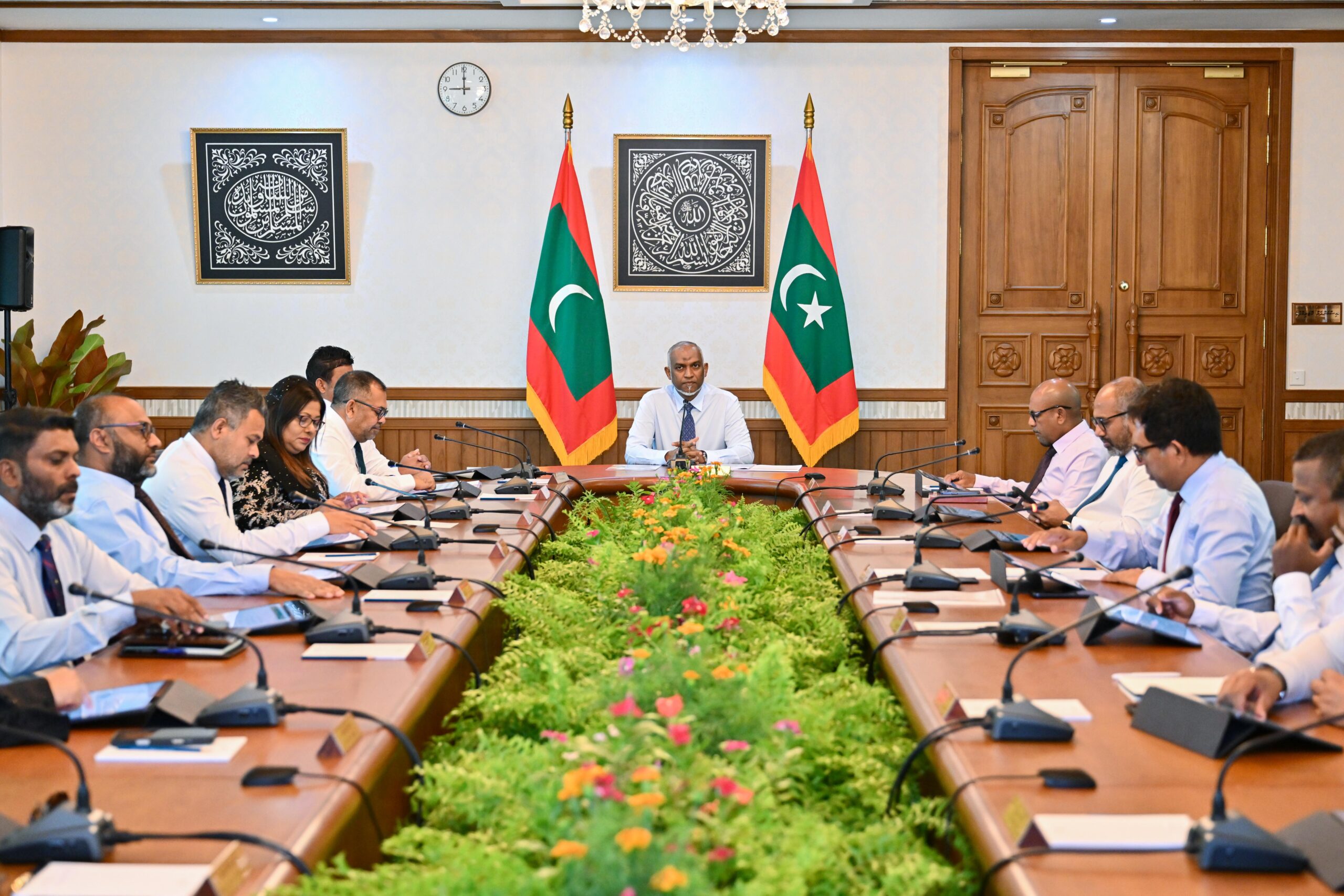 ބޮޑުހިލައިގެ ދަތިކަން ޙައްލުކުރުމަށް އައު ގޮތްތަކެއް ހޯދުމަށް ވަޒީރުންގެ މަޖިލީހުން މަޝްވަރާކޮށްފި